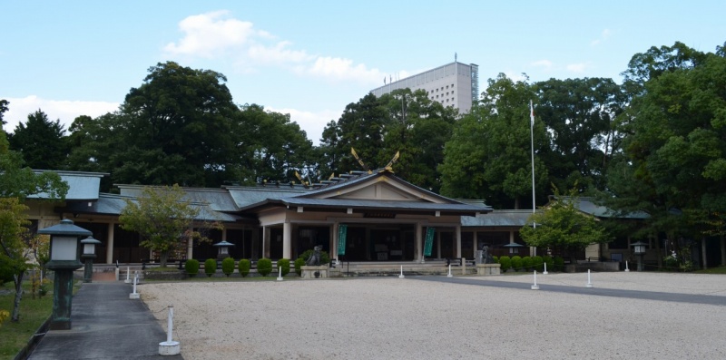 ファイル:三重県護国神社 (3).jpg