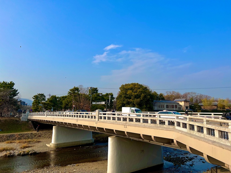ファイル:下鴨神社・参道・河合橋 (2).jpg