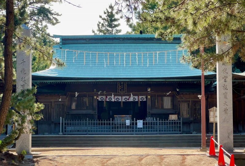 ファイル:中山神社・拝殿03.jpeg