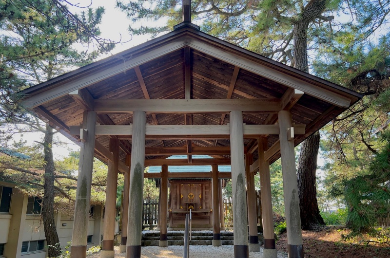 ファイル:中山神社・祖霊社.jpeg