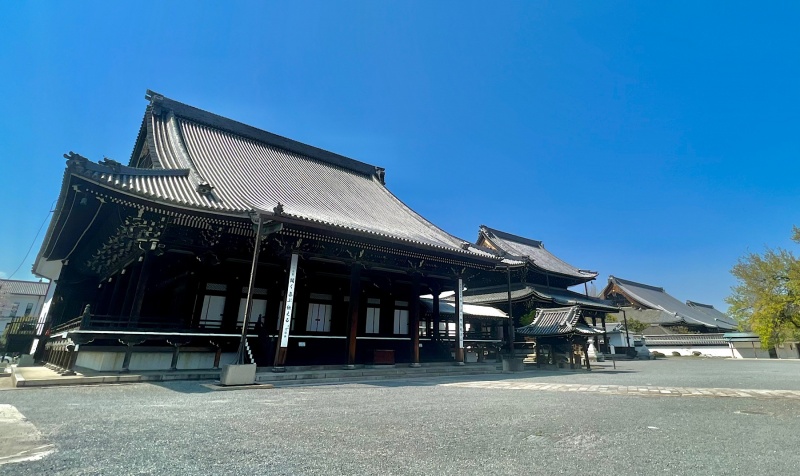 ファイル:京都興正寺・御影堂・全体-05.jpeg