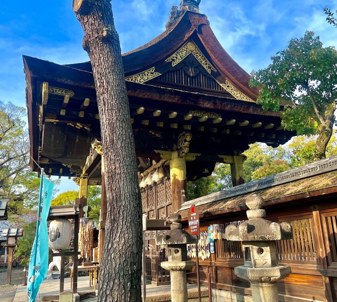 ファイル:京都豊国神社・唐門-04.jpeg