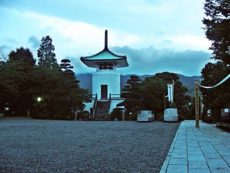 ファイル:仏現寺・多宝塔001.jpg