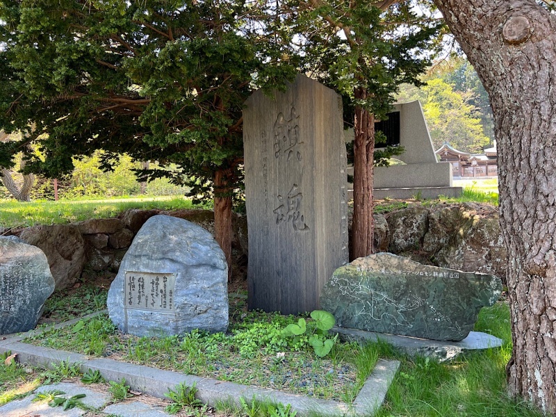 ファイル:函館護国神社・3石碑など018.jpg