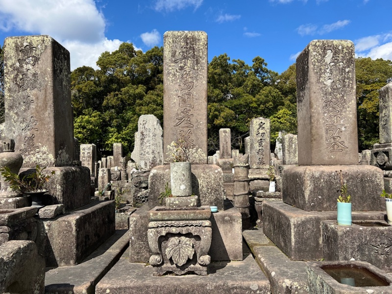 ファイル:南洲神社・南洲墓地・B上段最前列・1西側006.jpg