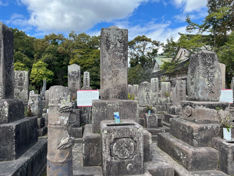 ファイル:南洲神社・南洲墓地・B上段最前列・2東側007.jpg