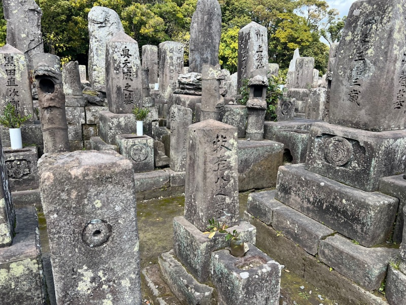 ファイル:南洲神社・南洲墓地・C上段第二列-07.jpg