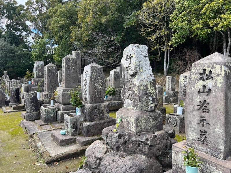 ファイル:南洲神社・南洲墓地・E上段-03.jpg
