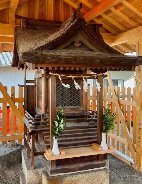 ファイル:坂本・石占井神社 (5).jpg