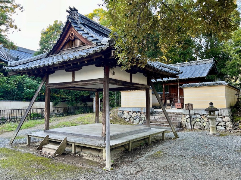 ファイル:大覚寺・五社明神社・本体-02.jpg