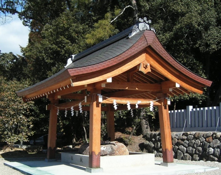 ファイル:奈良県護国神社・その他 (2).jpg
