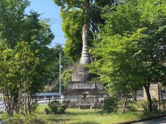 奈良県護国神社・ビルマ塔.jpg