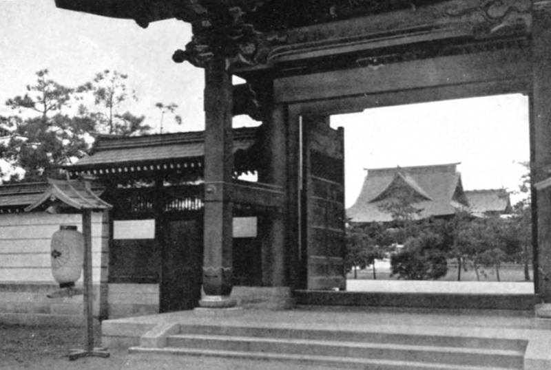 ファイル:奉天神社・1942満洲の風姿.jpg