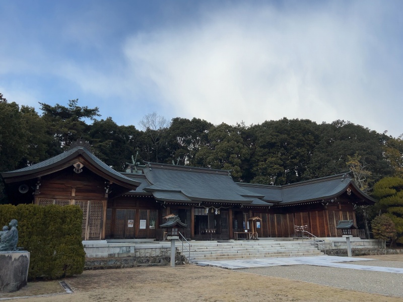 ファイル:山口県護国神社・拝殿 (6).jpg
