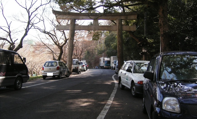 ファイル:岡山県護国神社 (1).jpg