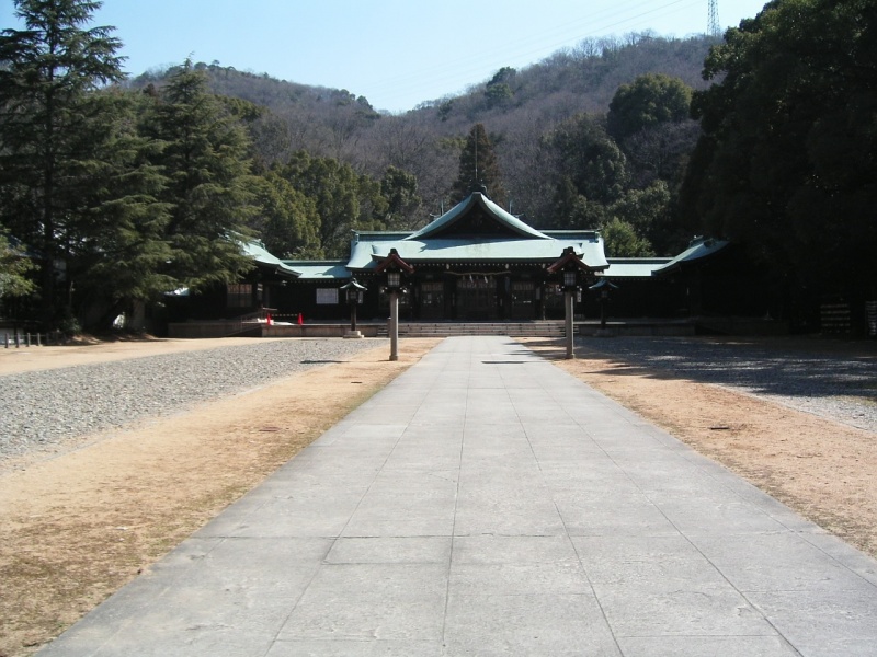 ファイル:岡山県護国神社 (11).jpg