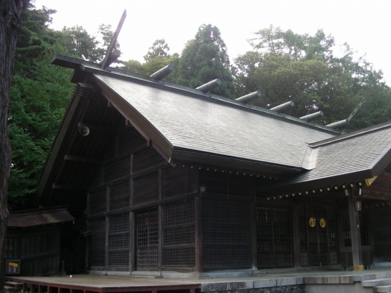 ファイル:岩手護国神社 (2).jpg