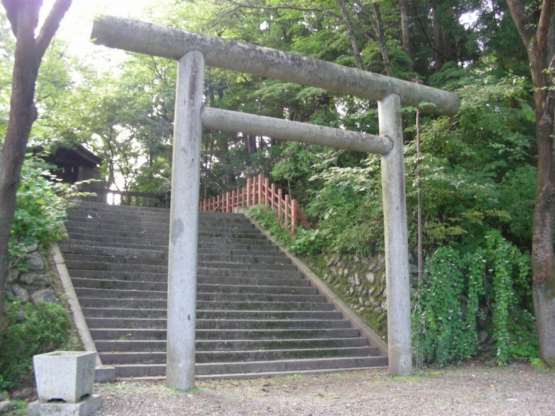 ファイル:岩手護国神社 (5).jpg
