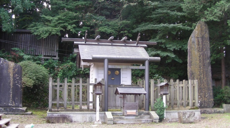 ファイル:岩手護国神社 (7).jpg
