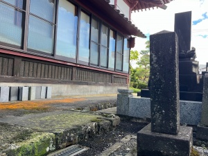 本荘東林寺官修墳墓-08.jpg