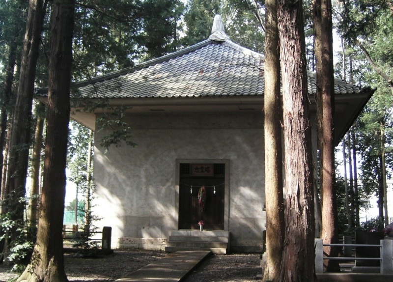 ファイル:栃木県護国神社・忠霊堂 (1).jpg