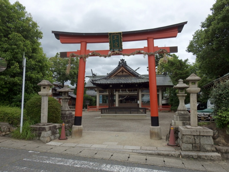 ファイル:樫原三宮神社 (1).jpg