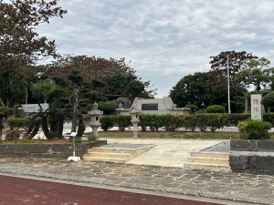 沖縄平和祈念公園・慰霊碑群-12.jpg