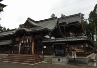 沙沙貴神社・本殿 (1).jpg