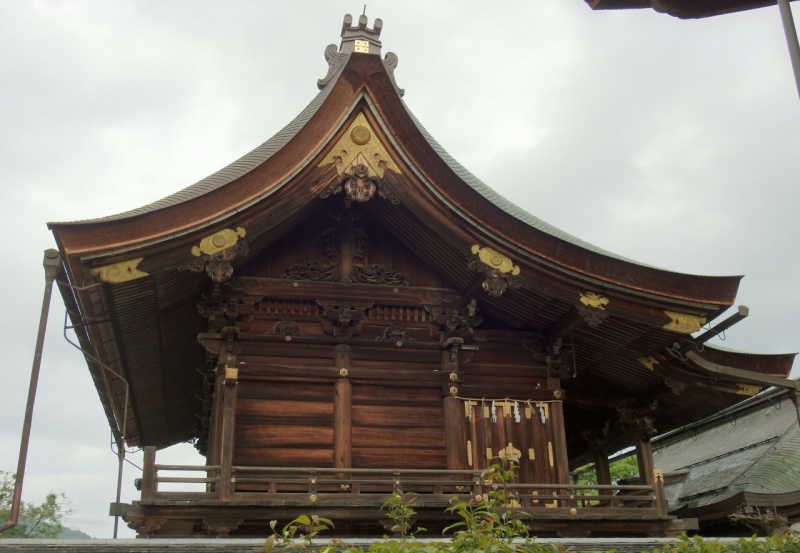 ファイル:沙沙貴神社・本殿 (4).jpg