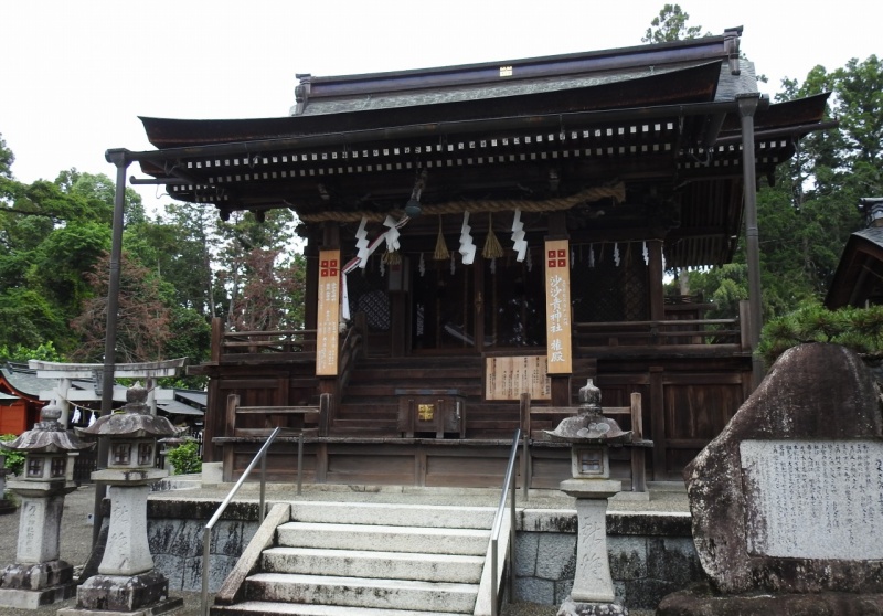 ファイル:沙沙貴神社・権殿 (2).jpg