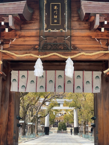 ファイル:湊川神社・神門 (5).JPG