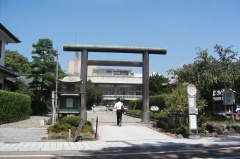滋賀県護国神社 (15).jpg