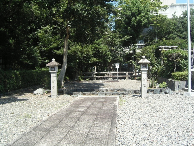ファイル:滋賀県護国神社 (6).jpg