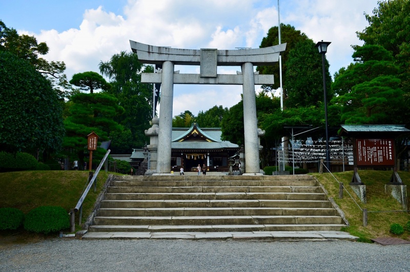 ファイル:熊本出水神社-02.jpg