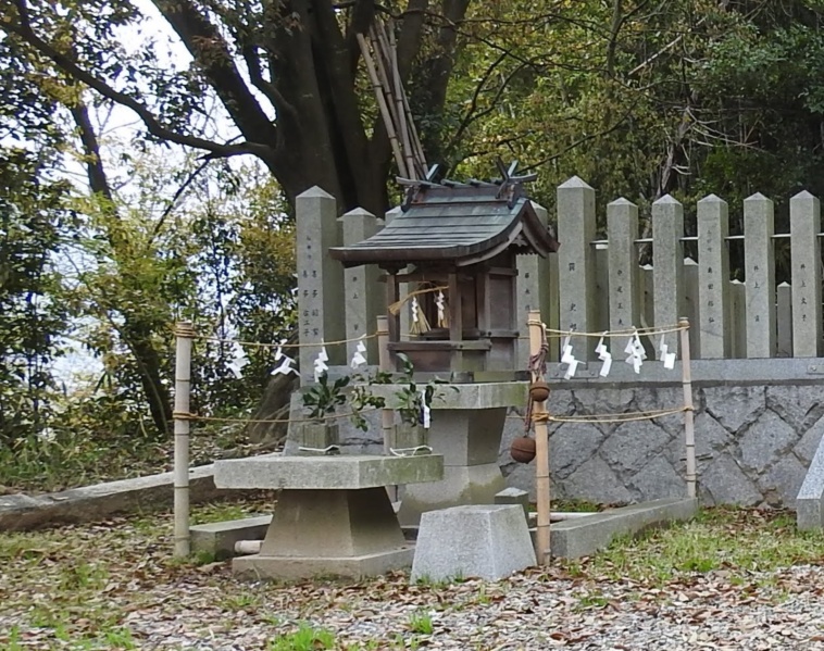 ファイル:燕神社005.jpg