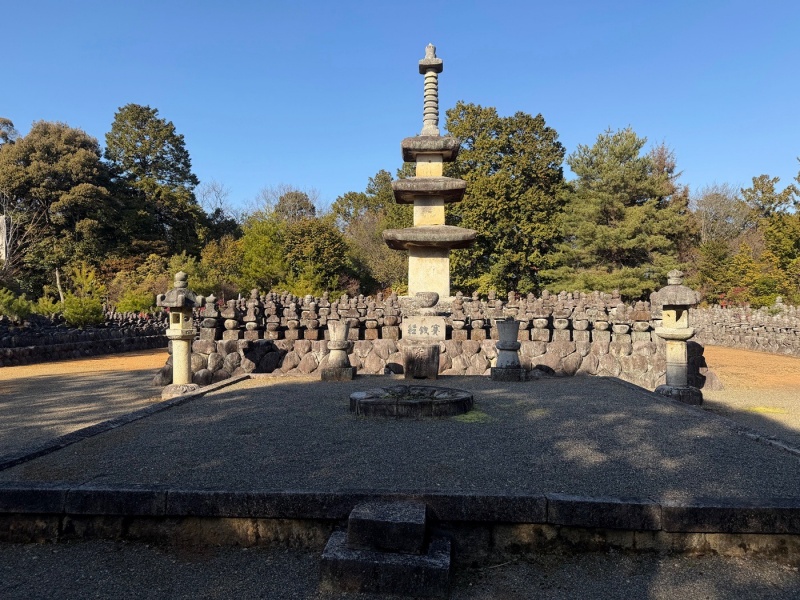 ファイル:石塔寺-15.jpg