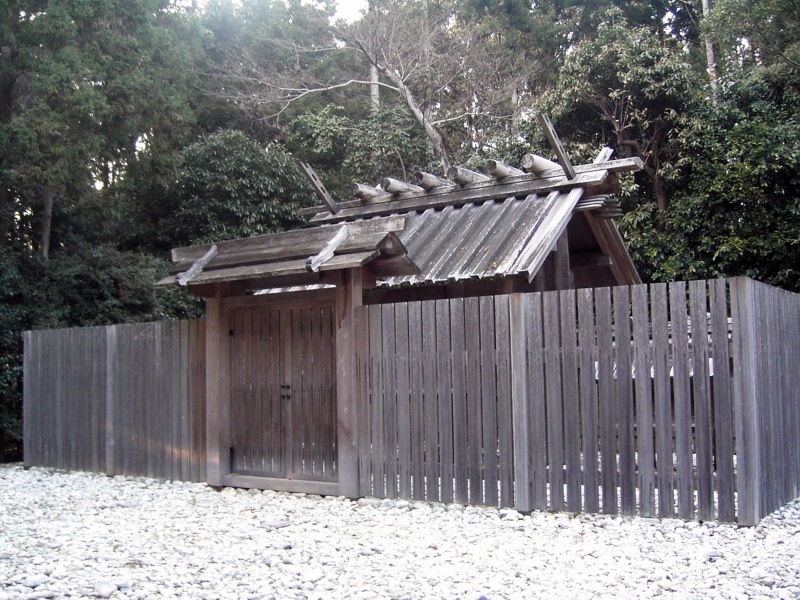 ファイル:神麻続機殿神社・神殿.jpg