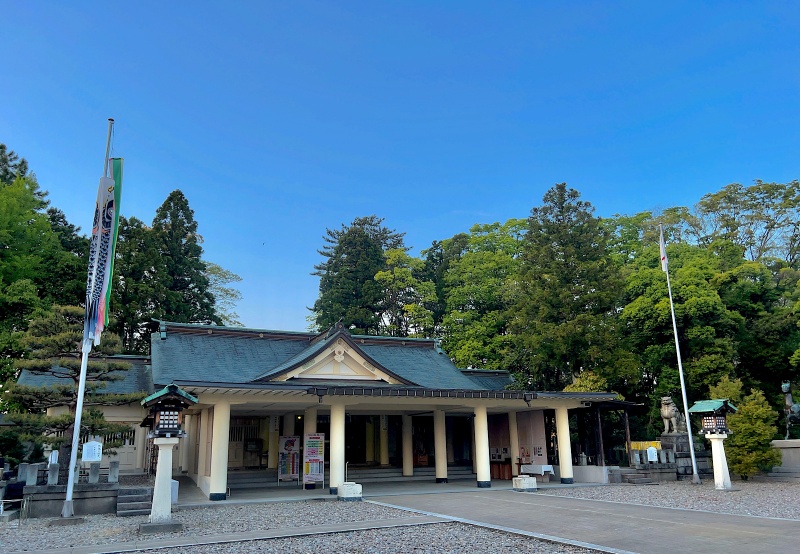 ファイル:福井県護国神社・拝殿 (4).jpg
