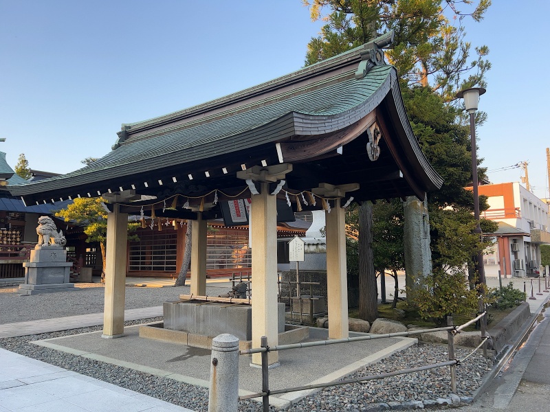 ファイル:福井神明神社・手水舎.jpg