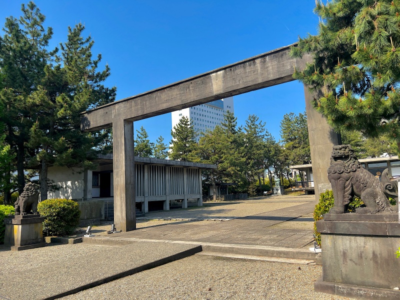 ファイル:福井神社・鳥居 (2).jpg
