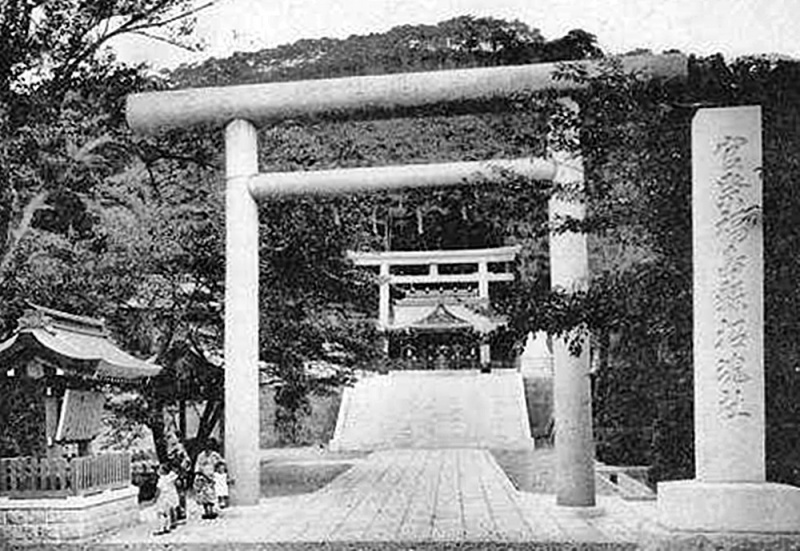 ファイル:福島県護国神社 (2).jpg