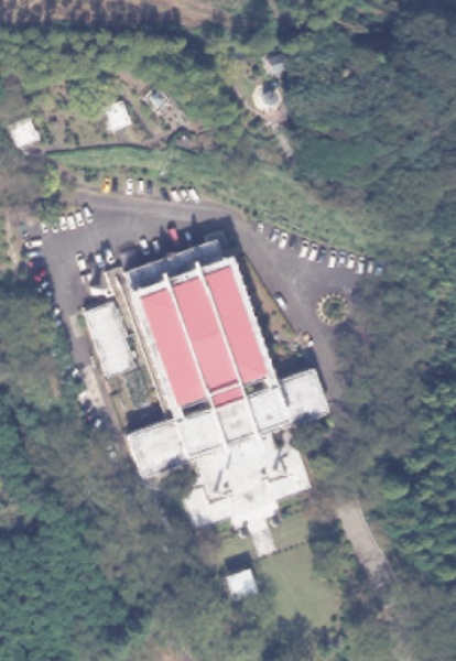 ファイル:空中写真・思親大宮殿-01.jpg