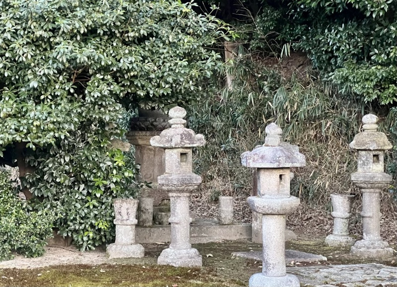 ファイル:聖護院宮丸山墓地2.jpg
