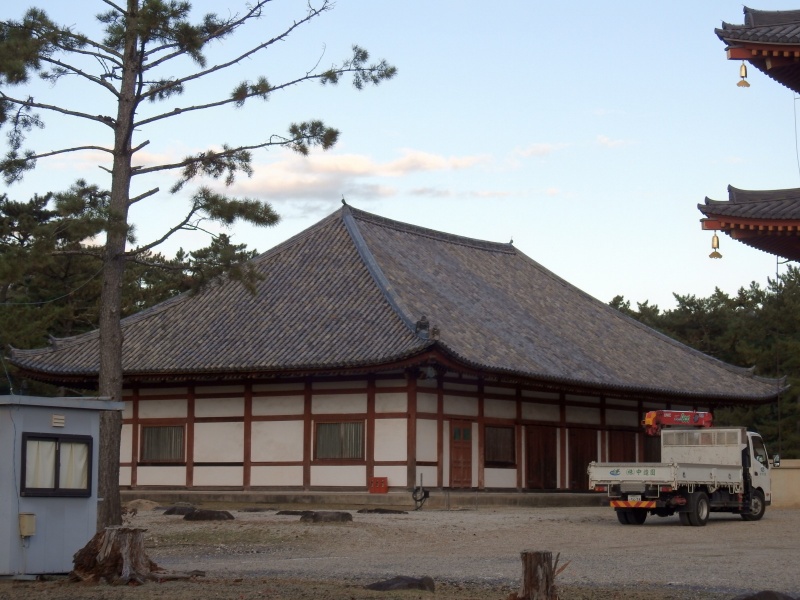 ファイル:興福寺仮講堂 (2).jpg