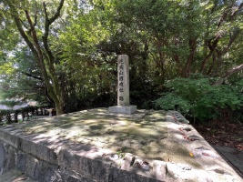 花岡山招魂社-12.jpg
