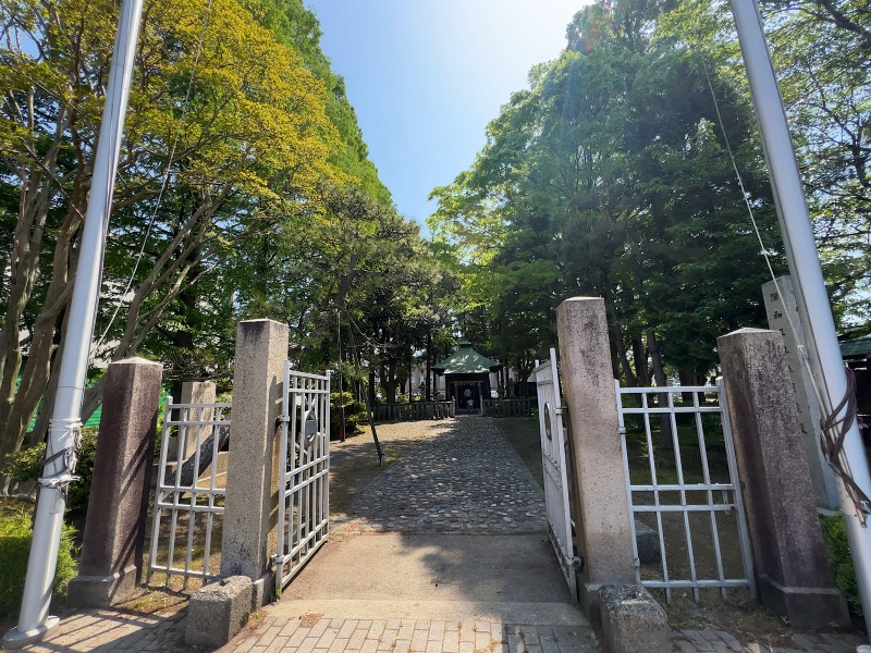 ファイル:藤島神社・新田塚 (2).jpg