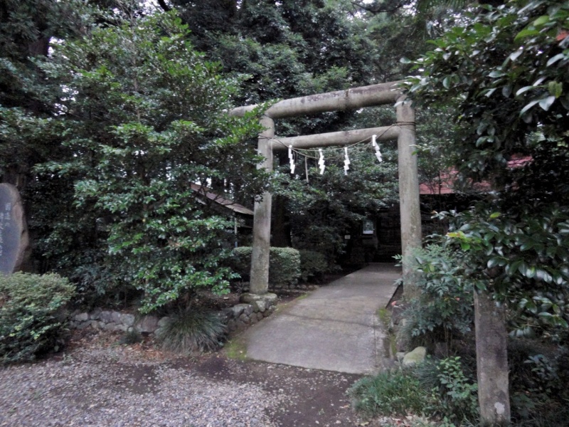 ファイル:那須笠石神社 (1).jpg