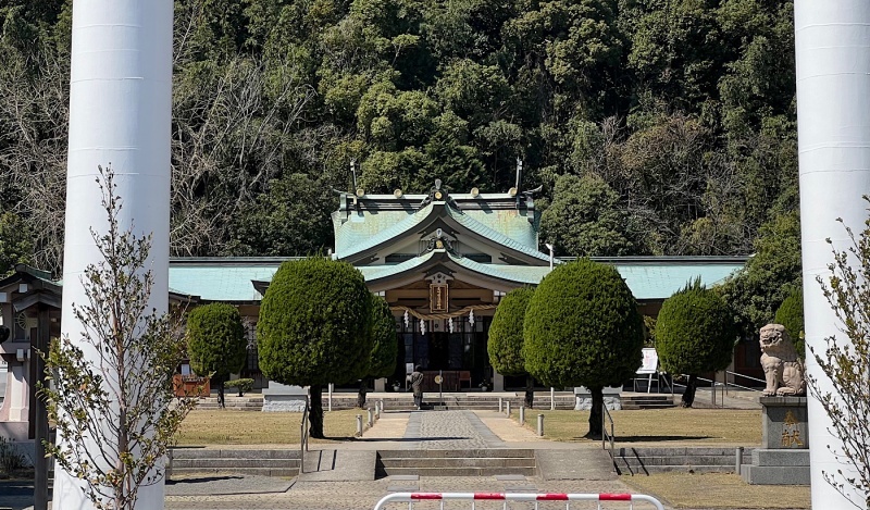 ファイル:長崎県護国神社1・社殿006.jpg