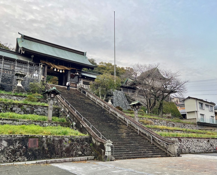 ファイル:長崎諏訪神社2・大門-04.jpg