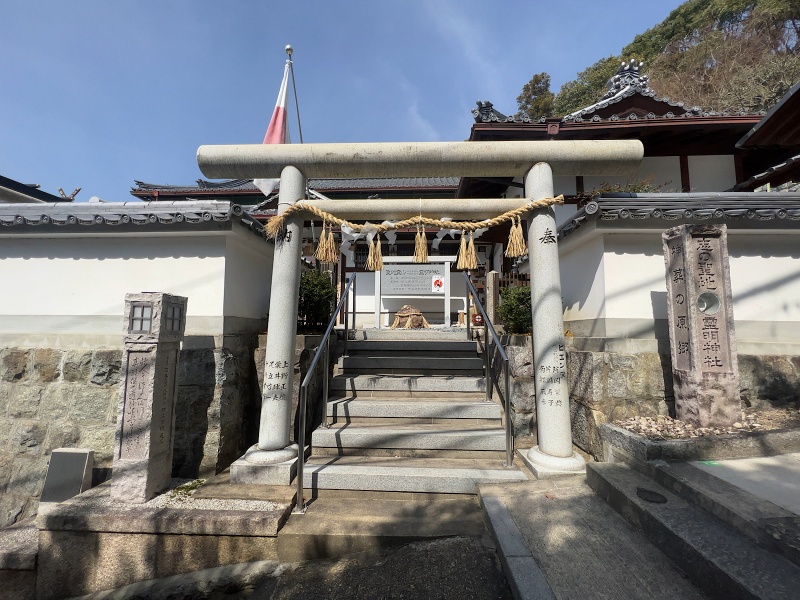 ファイル:霊明神社 (2).JPG